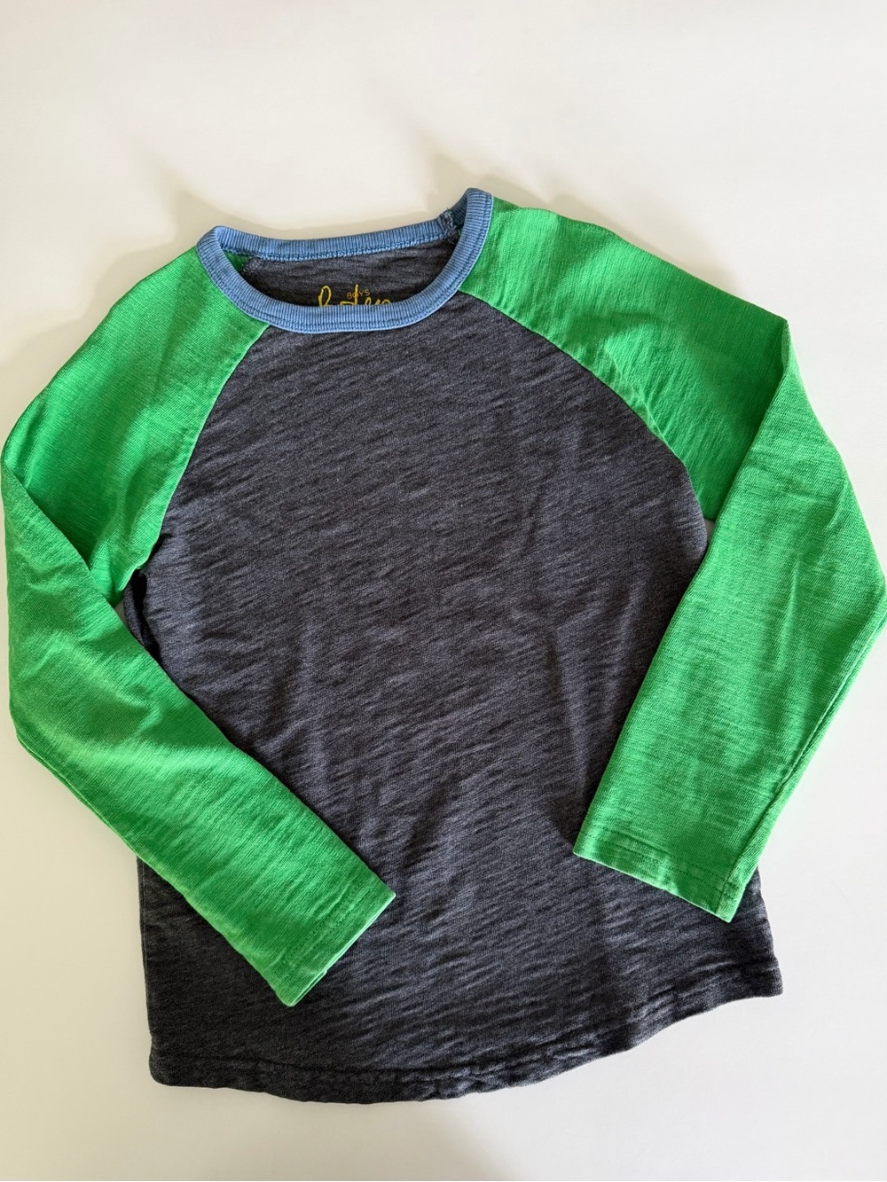 Boden Raglan Shirt Boys Size 7-8Y Green and Charcoal